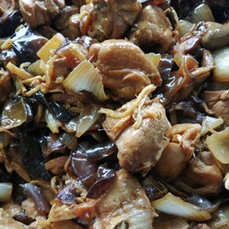 ไก่ผัดขิง