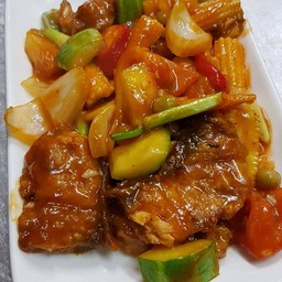 ปลาผัดเปรี้ยวหวาน