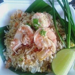 อาหารตามสั่งหน้าโรงเรียน