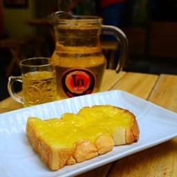 ขนมปัง - เนยสับปะรด