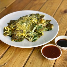 กุยช่ายทอดเจ๊จี๊ดหน้าโรงเรียนโพฒิสาร