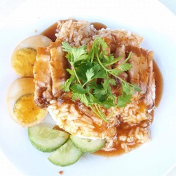 ข้าวหมูกรอบ