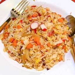 ข้าวผัดปูอัด