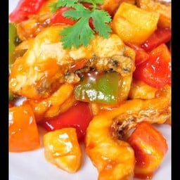 เนื้อปลาผัดเปรี้ยวหวาน