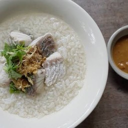 ข้าวต้มปลากระพง