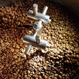 UD18 Specialty Coffee Bean and Cafe