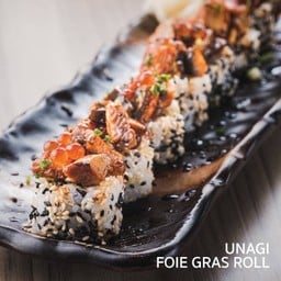 Unagi Foie Gras Roll (4 pcs)  โรลปลาไหล และฟัวกราส์