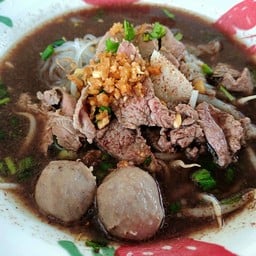 ก๋วยเตี๋ยวแม่นาง (ริมโขงตรงข้ามสวนอาหารวิวโขง)