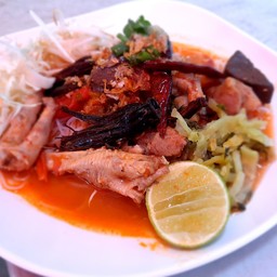 ขนมจีนน้ำเงี้ยว