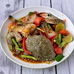 เกาเหลาปูม้ากุ้งสด