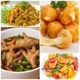 พริกแกงไก่+ต้มยำรวมมิตร+ผัดผักรวมมิตรหมูชิ้น+ไส้กรอก5ชิ้น+ข้าว2ถุง