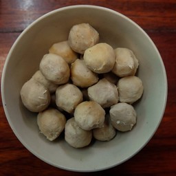 ลูกชิ้นหมูลวก