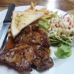 สเต๊กสันคอหมู