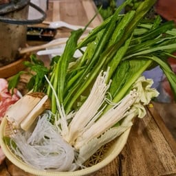 หมูจุ่ม เจ้โส