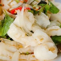 ยำเล็บมือนาง