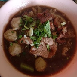 ก๋วยเตี๋ยวเนื้อสด+ลูกชิ้น