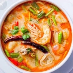 ต้มยำรวมน้ำข้น (กับข้าว)