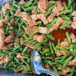 ข้าวแกงแม่ลักษณ์