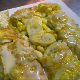 โรตีกล้วยไข่ ข้าวโพด