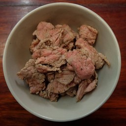 เนื้อสดลวกจิ้ม