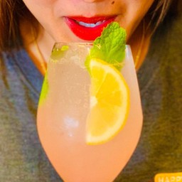 Rose’ Sip