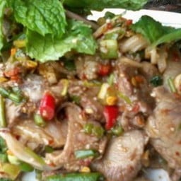 พร่าเนื้อย่างใส่แตง