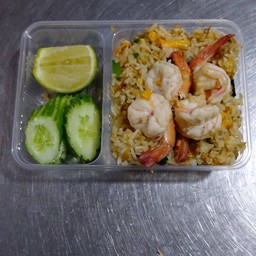 ข้าวผัดกุ้ง ปู หมู หมึก รวมมิตร
