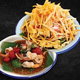 ยำปลาร้าส้มตำทอด