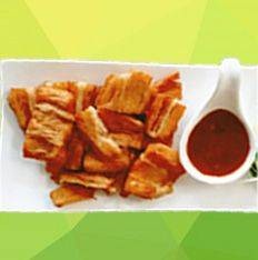 สามชั้นกรอบจิ้มแจ่ว