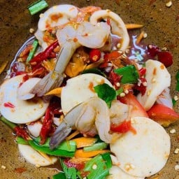 อีสานพาแซ่บ