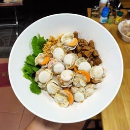 ข้าวต้มหอยเชลล์