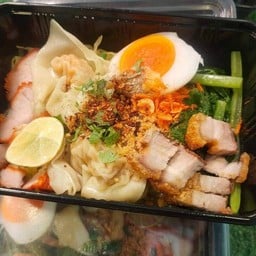 บะหมี่กล่อง -ตลาดคุณหญิงน้อย