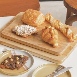 Niwo Coffee & Croissant Phrakhanong พระโขนง
