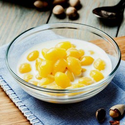 แปะก๊วยนมสด