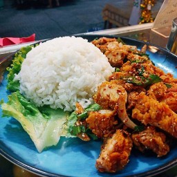 ตามสั่งจ๊วบจ๊าบ (ข้าวยำไก่แซ่บ)  สรงประภา30