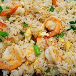 ข้าวผัดกุ้ง ฟรีน้ำซุป