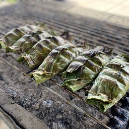 ลาบปลากรายห่อตอง