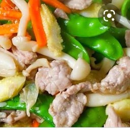 ผัดผักรวมหมู