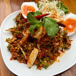 ยำถั่วพลู