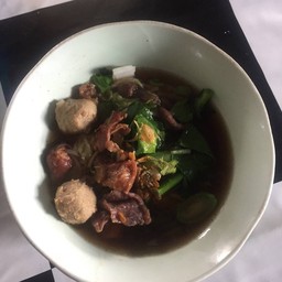 ร้านก๋วยเตี๋ยวหลังปั้ม ปตท หางดง