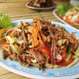 ยำสามกรอบ