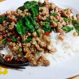 ข้าว กระเพราหมูสับ