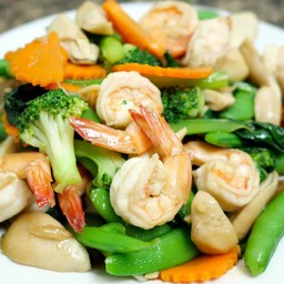 ผัดผักรวม+กุ้ง