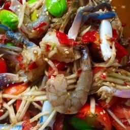 ตำเหลากุ้งสดปูม้า