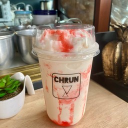 นมหมีปั่นสตอเบอรี่