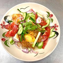 ยำไข่ดาว