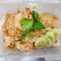 ข้าวผัดรวมมิตรทะเล