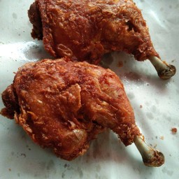 สะโพกไก่ทอด