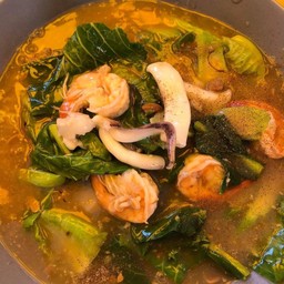 อำเภอใจ อำเพอจาน อาหารตามสั่ง-ไก่ทอด