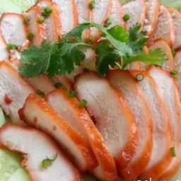 หมูแดงหั่นขีด